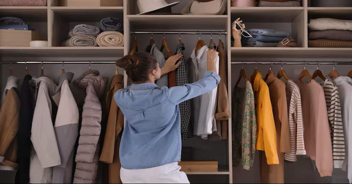 What is a Capsule Wardrobe and Why It Matters for Women?